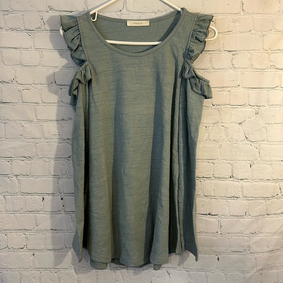 Entro sage green cold shoulder ruffled blouse - Picture 1 of 6